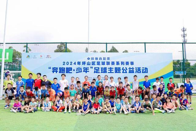 娱乐圈最新动态：复出、身家与行业前景解析